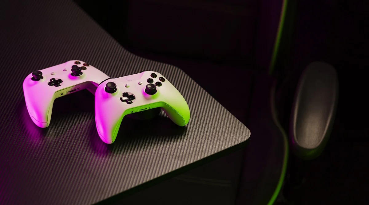 Best game console controllers of 2023