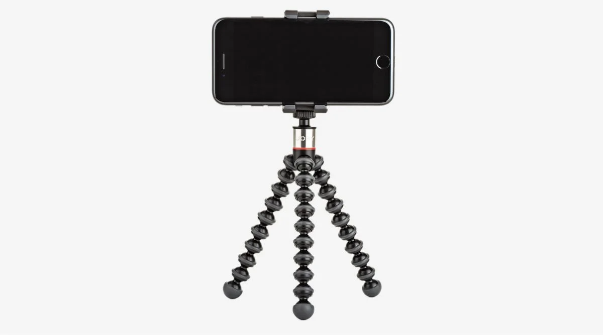 1702040957_913_Guide-to-buying-a-GorillaPod-tripod-for-your-mobile.webp.webp